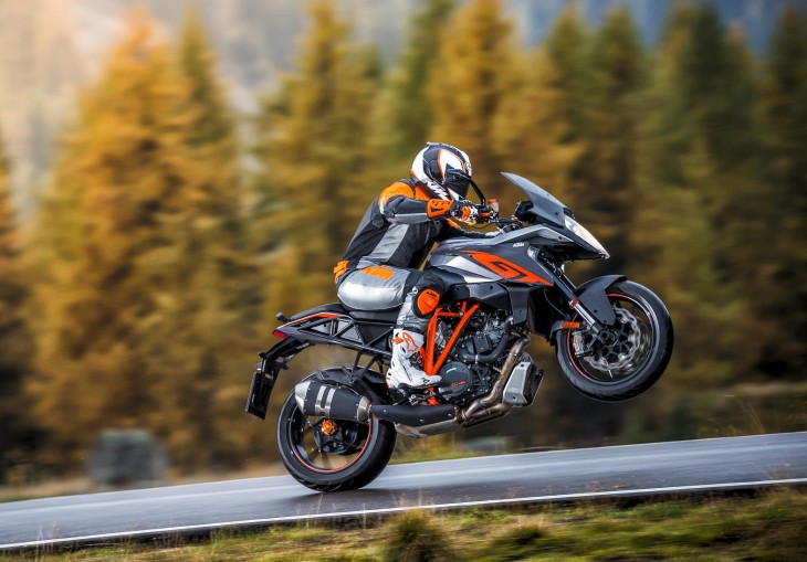 1290 SUPER DUKE GT1