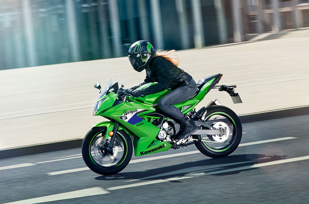 2026 Kawasaki Ninja 125 in Lime Green livery